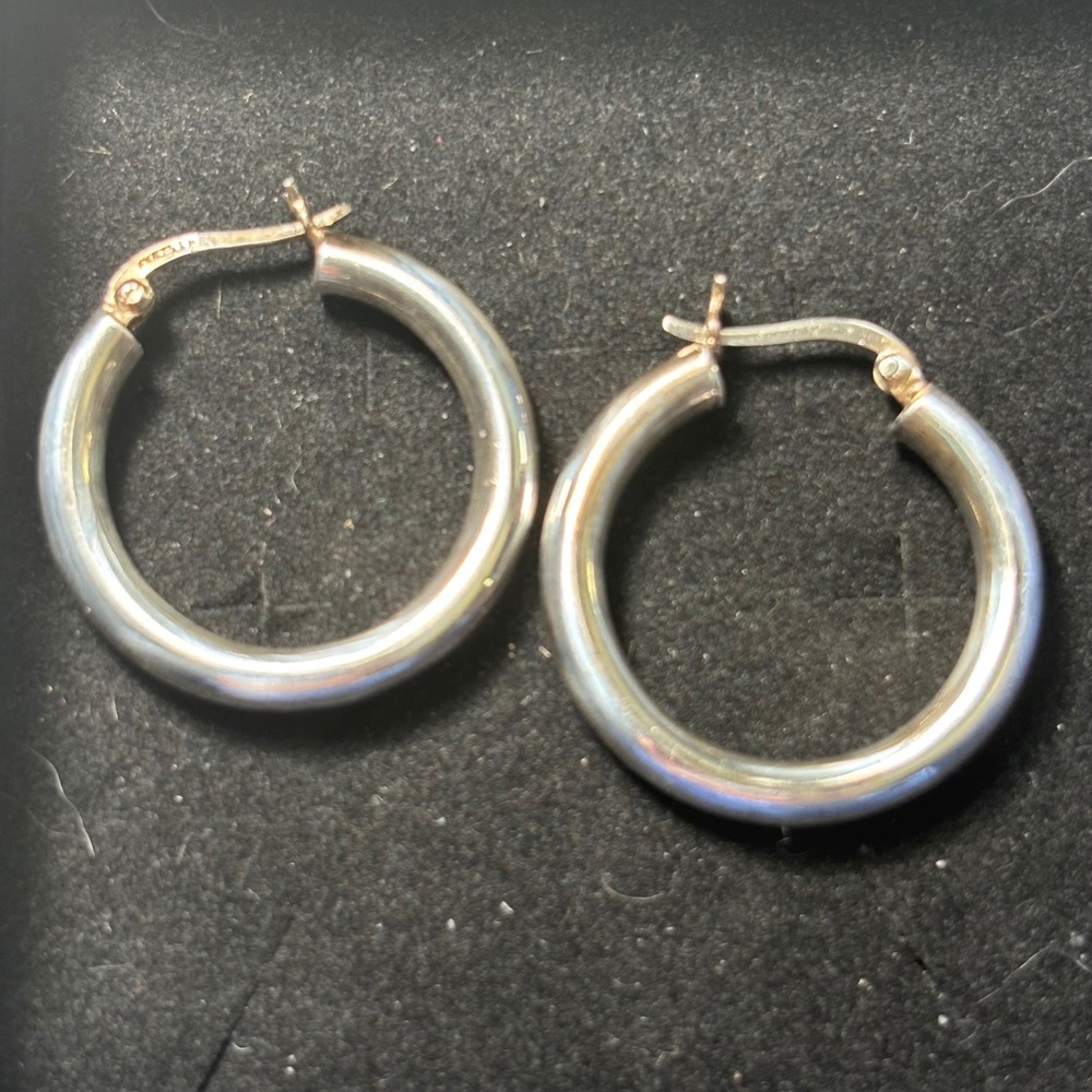 Argento Vivo (AV) Sterling‎ Silver Classic Hoop Earrings | Signed 925 TH, 3.77g